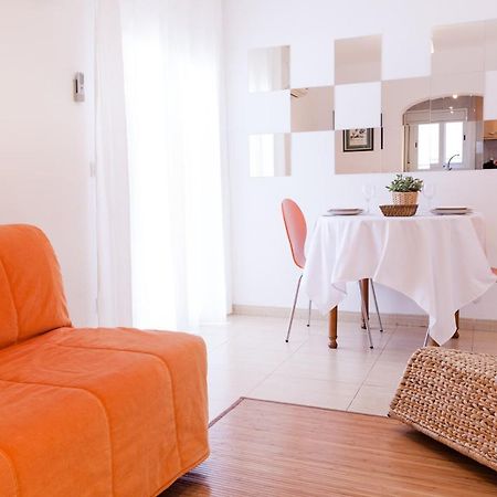 Patio Budget Apartment 12 Калонжа Екстер'єр фото